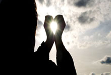 股票投资交流平台:炒股配资-万达电影实控人1287万股权被冻结 公司此前已遭王健林甩卖并多次减持